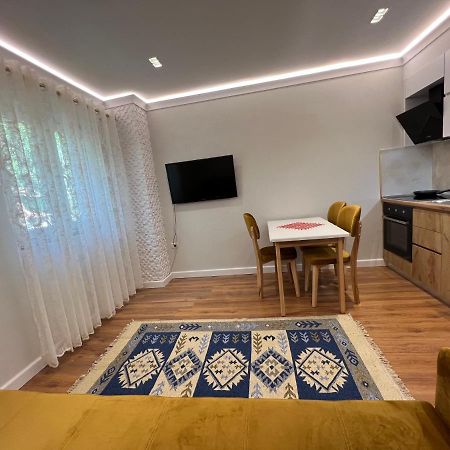 טיראנה Chestnut Yard Villa מראה חיצוני תמונה