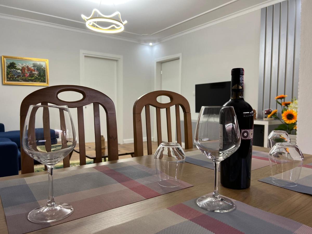 טיראנה Chestnut Yard Villa מראה חיצוני תמונה