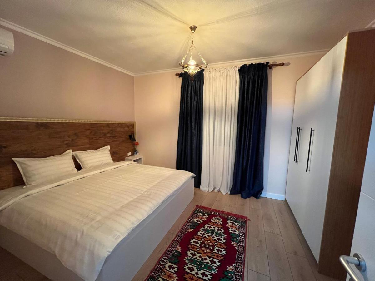 טיראנה Chestnut Yard Villa מראה חיצוני תמונה