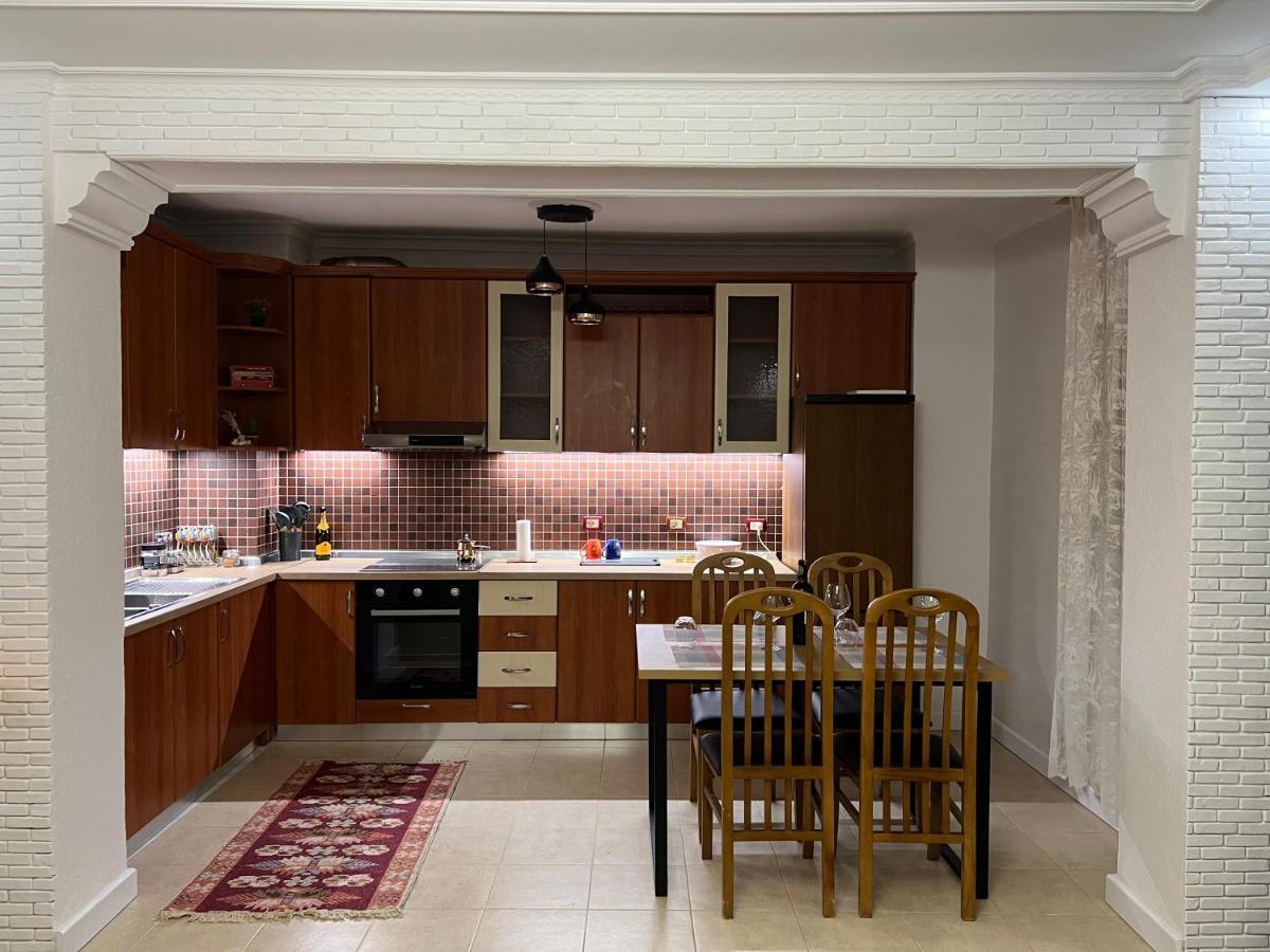 טיראנה Chestnut Yard Villa מראה חיצוני תמונה