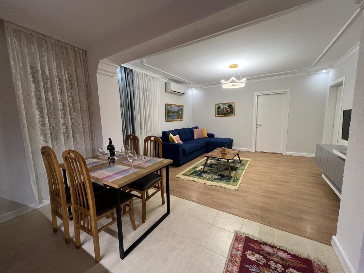 טיראנה Chestnut Yard Villa מראה חיצוני תמונה