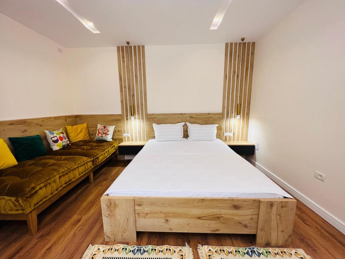 טיראנה Chestnut Yard Villa מראה חיצוני תמונה